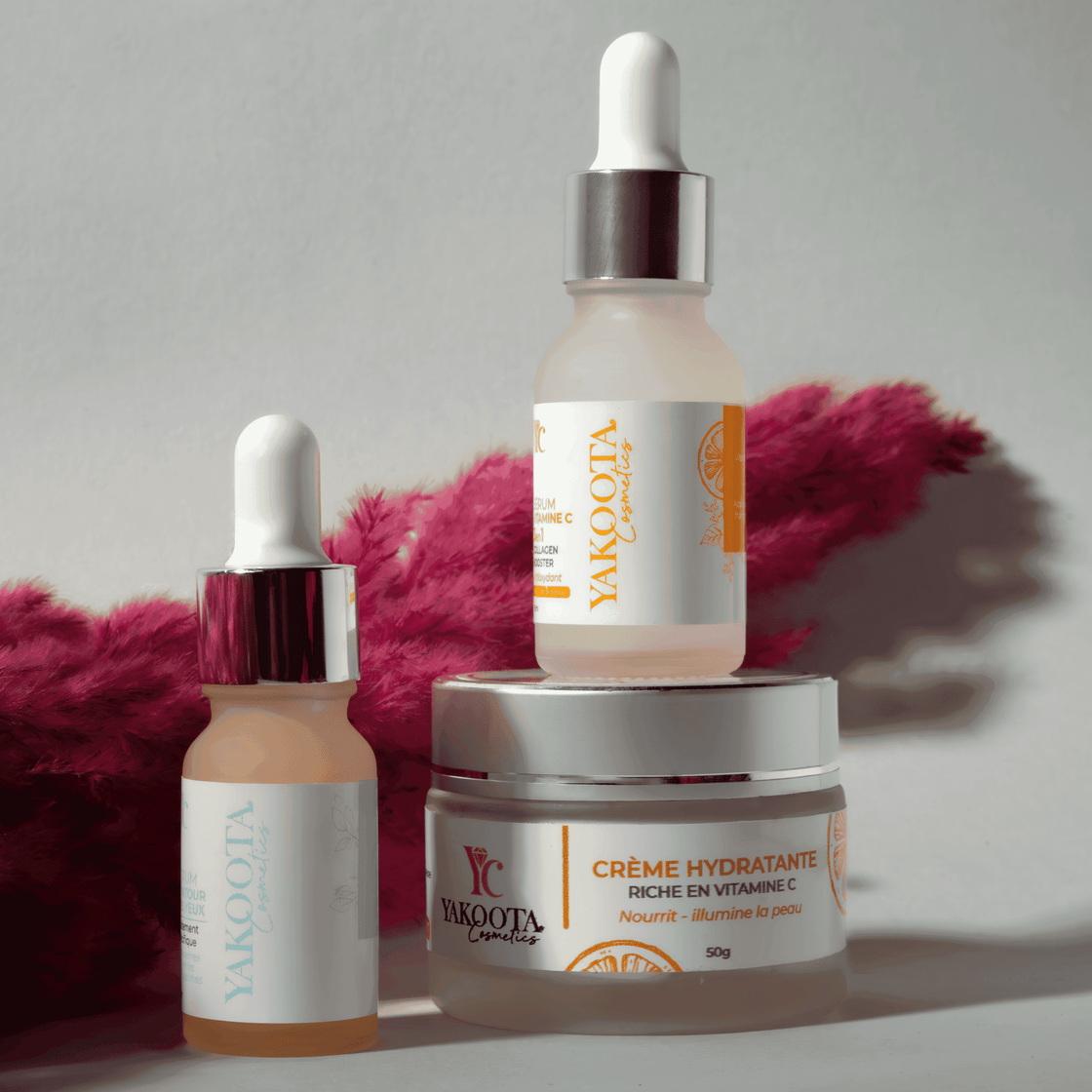 Pack Trio ( Sérum vitamine C + une crème hydratante à base vitamine C + sérum contour des yeux)